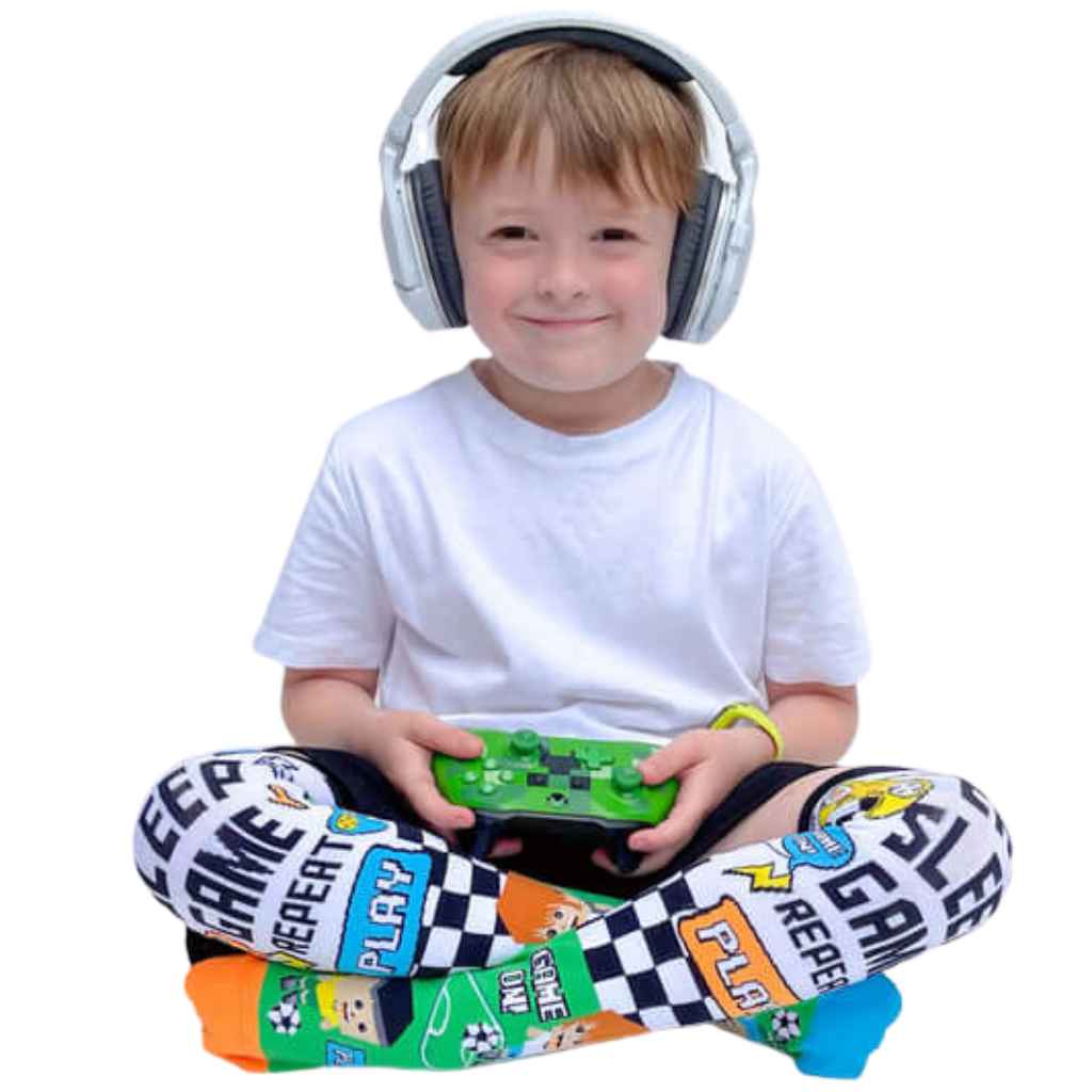 Gamer Game Boy Socks - MADMIA